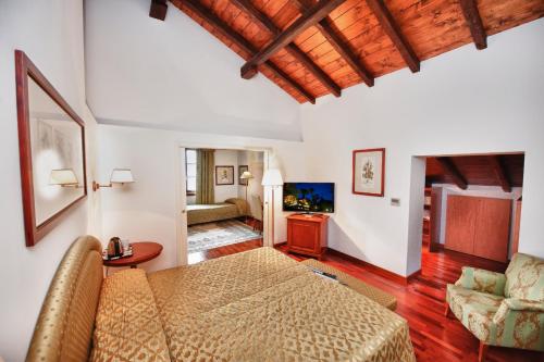 Relais Casali della Cisterna