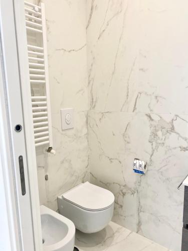 Double Room with Balcony image 10