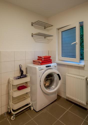 Cosy 2-room apartment near the city centre, Riga (foto 7)