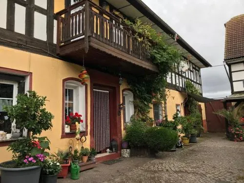Doppelzimmer & Familienzimmer vom Friesenhof Wieratal in Nobitz, Deutschland