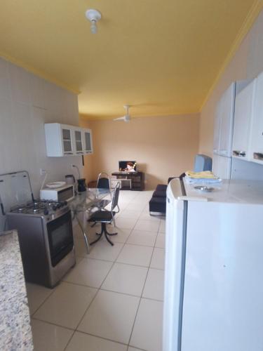 Casa com piscina , churrasqueira, Wi-Fi, em rua de Areia a 1km da praia, bairro sussegado, proibido  in ชาร์ดิงดาสปาลเมย์ราส