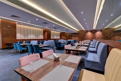 Hotel Tip Top International Pune photo 5
