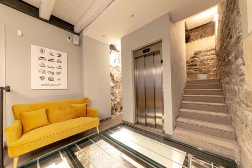 Mura 5&7, Trieste