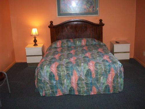 All-Suite Motel LLC - image 4
