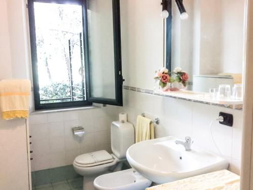 3 bedrooms, 5 beds