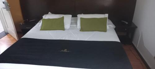Deluxe Single Room image 5