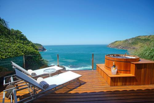 Вид, Cliffside Luxury Inn in Армасан-дус-Бузиус