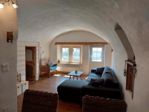 Appartement vouté en Gruyère dans l'Intyamon in Enney, Schweiz