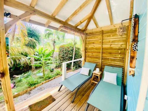 บริการและสิ่งอำนวยความสะดวก, Écolodge Ti-Spa avec Jacuzzi Privé Villa Gaïa (Ecolodge Ti-Spa avec Jacuzzi Prive Villa Gaia) in เลอ ยามัน