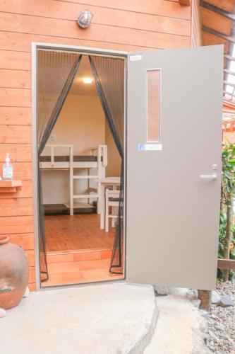 House Hotel Amami Minpaku Mura & Sauna – Amami, 