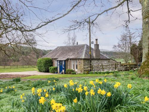 Edmonston Lodge - Biggar