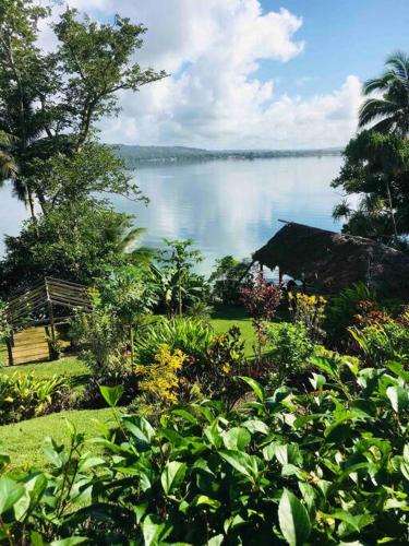 Aore Hibiscus Retreat in Aore Island