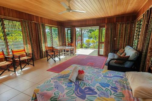 Aore Hibiscus Retreat in Aore Island