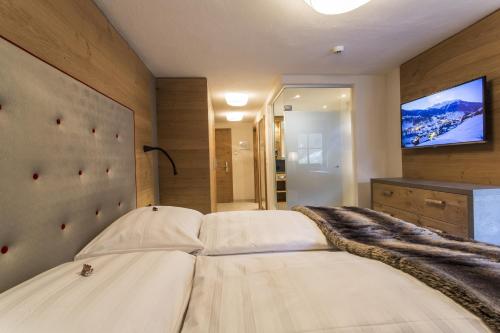 Hotel Valentin - image 2