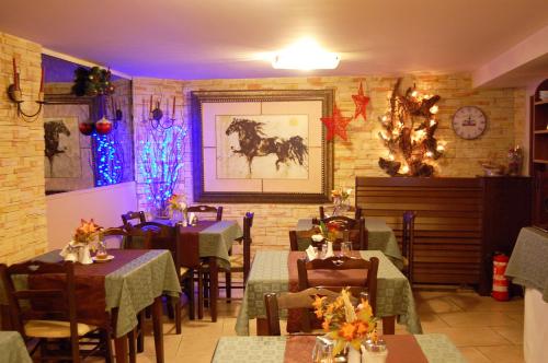 Restoran, Paris Hotel in Xanthi