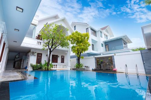 Palm Villa 37 ( Luxury 7 phòng ngủ- 9 wc) Vũng Tàu