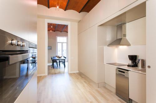 Key Plaza Cataluña Bliss - image 5