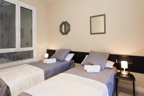 Key Plaza Cataluña Bliss - image 3