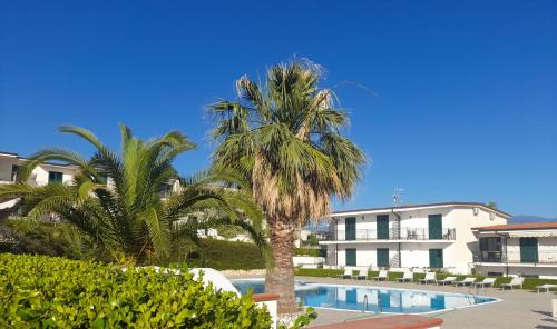 A charming apartment for 6 persons with a swimming pool