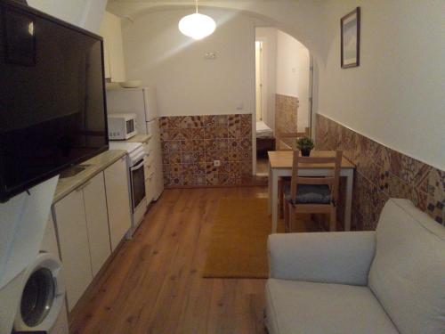 Downtown Apartment Santa Catarina, Lizbona