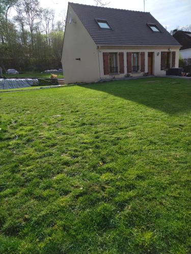 Agréable chambre double climatisée et salle d'eau privative dans maison de campagne - Pension de famille - Le Mesnil-Théribus