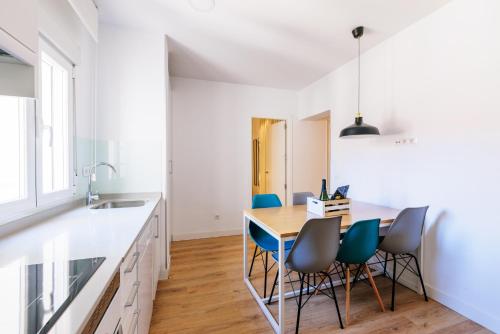 mi casa en Madrid- spacious apartments Callao Gran Via