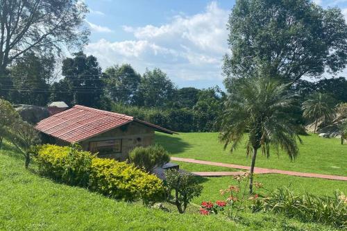 Confortable cabaña para que disfrute con su pareja