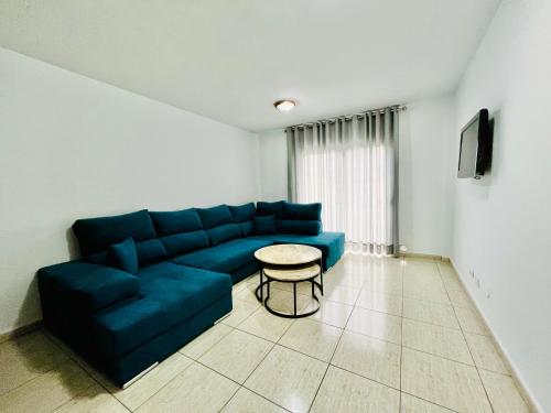 共用Lounge/電視區, 邊境公寓 (Apartamentos Frontera) in 弗龍特拉