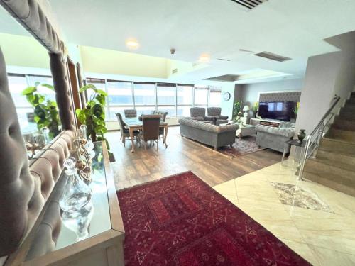 3BHK Luxurious Fully Furnished Duplex Apartment - image 14