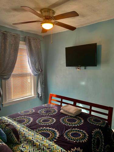 Convenient location easy to get to & Lovely home Very nice with 4 bedrooms. in Pawtucket (RI)