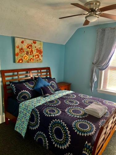 Huge Comfortable apartment close to everything