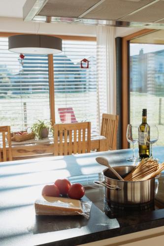 廚房, 克里斯汀公寓酒店 (Appartements Christine) in 貝曹