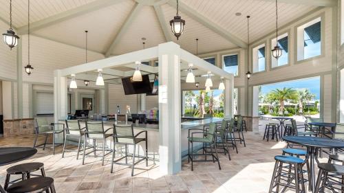 Mickey invite Larges Groups on Unique Side By Side Pool Homes Just Few Steps From Disney World Entrance - image 12