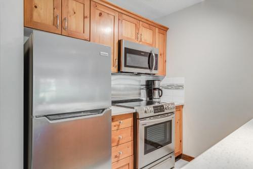 Coast Blackcomb Suites at Whistler