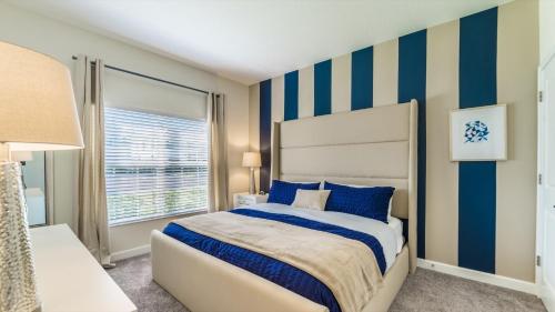 Family Dream Vacation Next Door to Disney-World with Water Park Resort - image 10