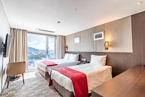 2023 라마다 제주 시티 호텔 (Ramada Jeju Cityhall) 호텔 리뷰 및 할인 쿠폰 - 아고다 2023 라마다 제주 시티 호텔 (Ramada Jeju Cityhall) 호텔 리뷰 및 할인 쿠폰 - 아고다