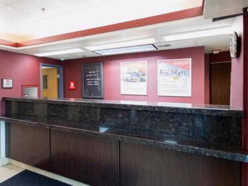 旅程住宿底特律都市机场酒店 - 罗穆卢斯 旅程住宿底特律都市机场酒店 - 罗穆卢斯