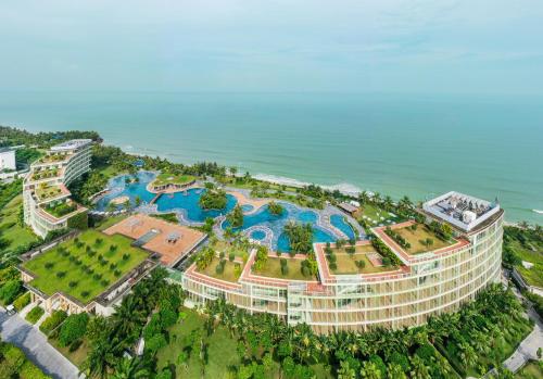 Esterno, FLC Luxury Hotel Samson in Sam Son Beach