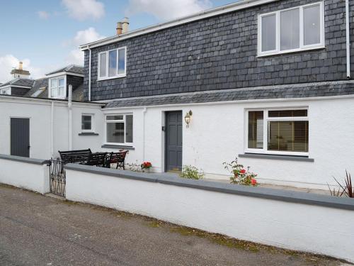 Four-Bedroom Holiday Home