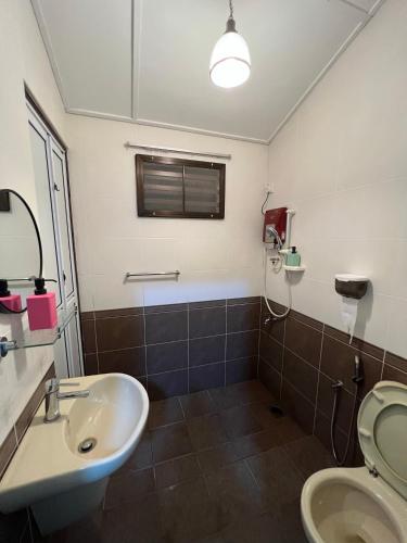 Mujito 8PAX NearTC, DinosaurLand, PoolTable, PS4 Mujito 8PAX NearTC, DinosaurLand, PoolTable, PS4