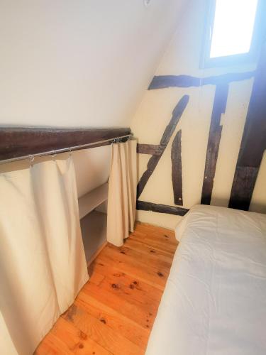 Loft atypique au calme avec cour privative