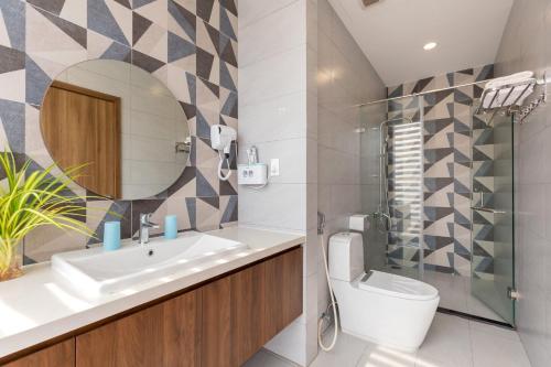 Palm Villa 35 (Luxury Seaview Pool Villa with Karaoke Room Inside Resort near The Beach and The Park for Children)