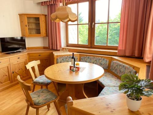 Zentrale Wohnung Gmunden Alte Bäckerei (Zentrale Wohnung Gmunden Alte Backerei) in กมุนเดน