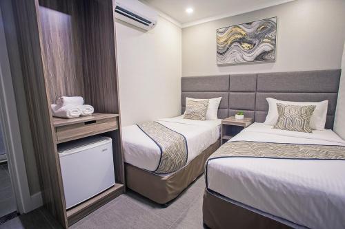 Anika Suites Room Type - Deluxe Twin Room