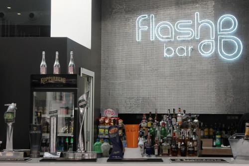 Flash Hotel Benidorm - Adults Only - image 3
