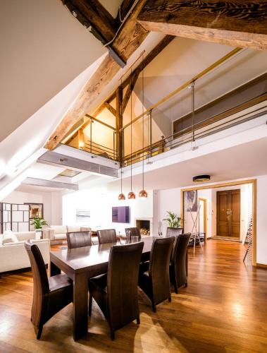 Triplex Kings Apartment in Old Town - image 10