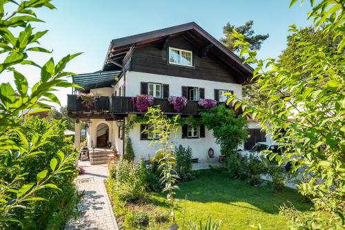 Ferienwohnung Zur Wache - Apartment - Samerberg