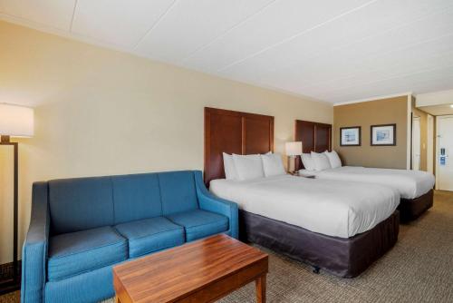 Comfort Inn Boardwalk - image 10