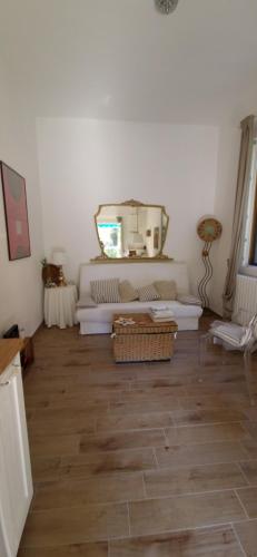 Minimal Chic Apartment Garden Free Parking Bologna 5 Min to Center, Bologna (foto 7)