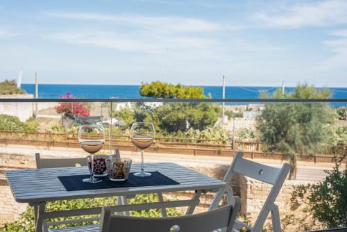 Cala Paura Seaview Apartment with parking